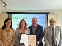 660eb806-fe44-4751-bece-12c94c1ea128